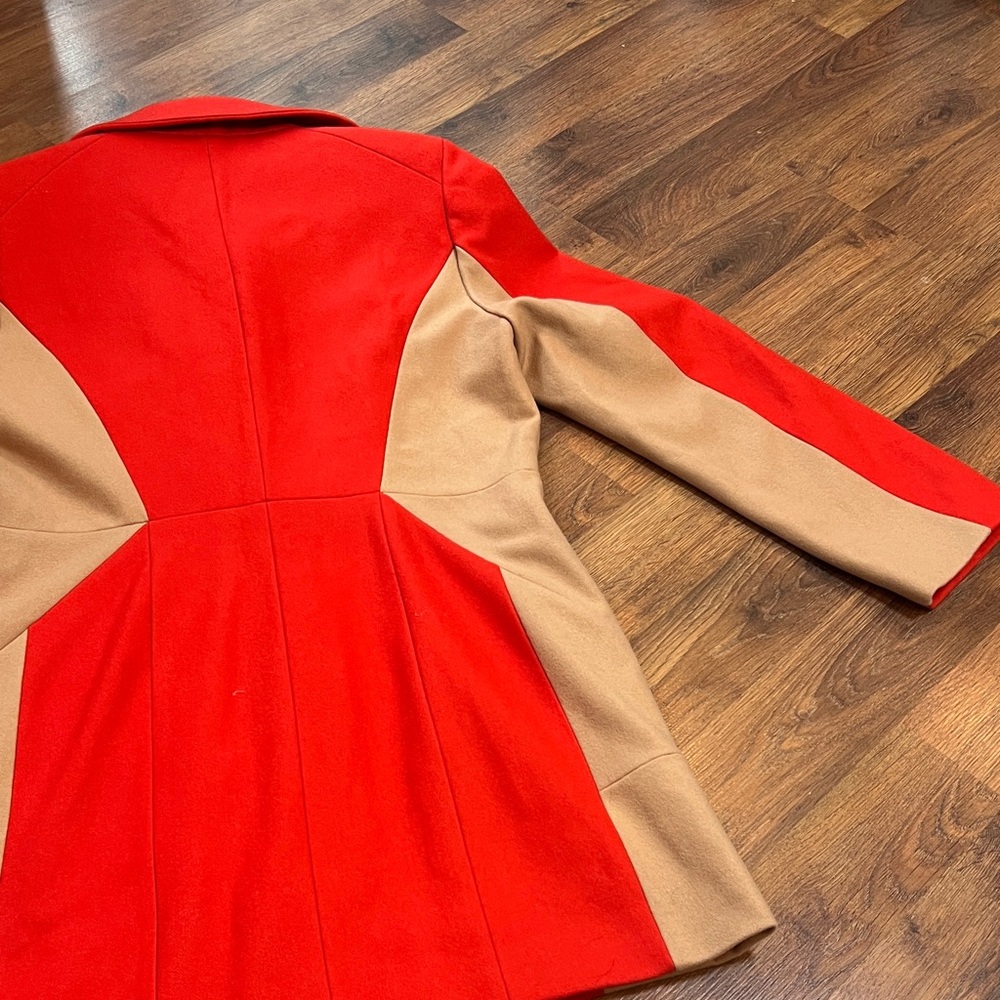 NWT - Calvin Klein Vibrant Red and Tan Trench Coat - Picture 12 of 12